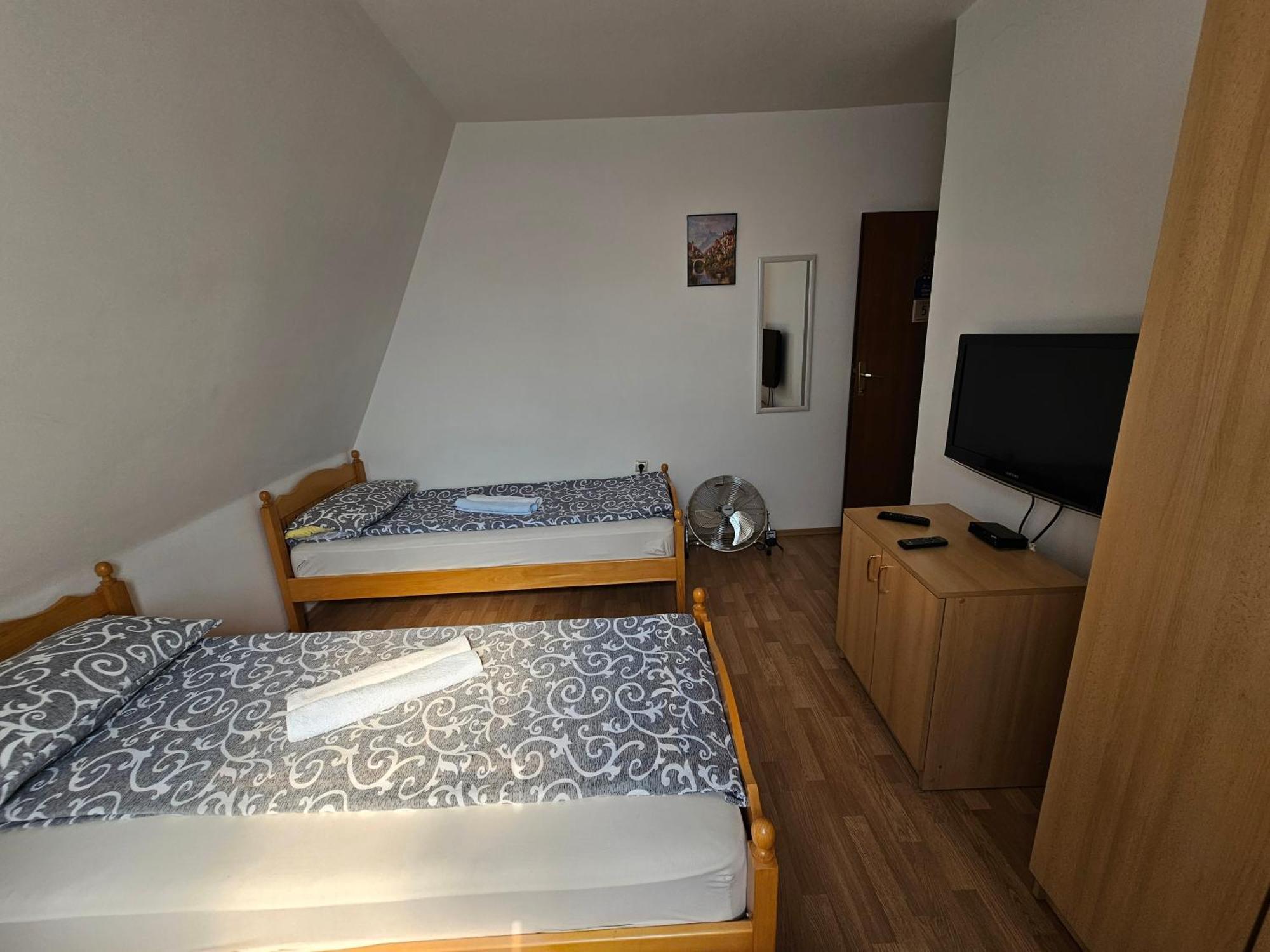 Aleks Sobe Hotel Banja Koviljaca Luaran gambar